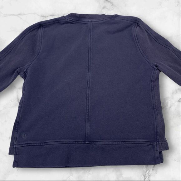 Lululemon Women size 8 Press Pause Crewneck Pullover Sweatshirt Navy - Picture 12 of 16